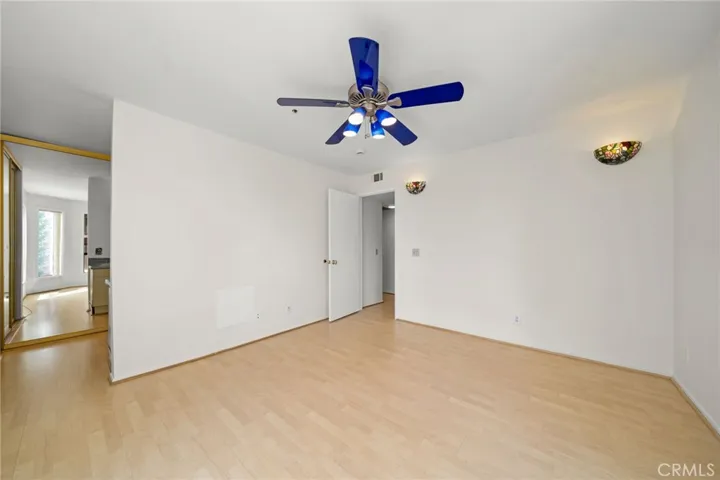 35 Linden, Long Beach, California 90802