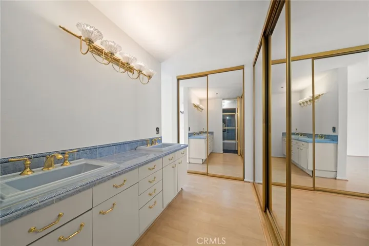 35 Linden, Long Beach, California 90802