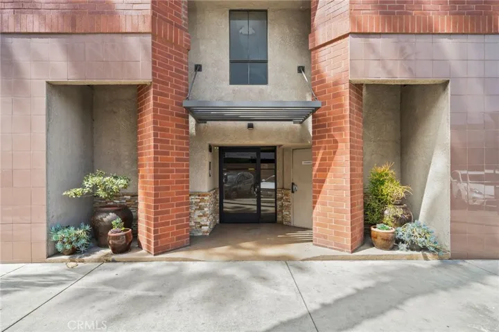 35 Linden, Long Beach, California 90802