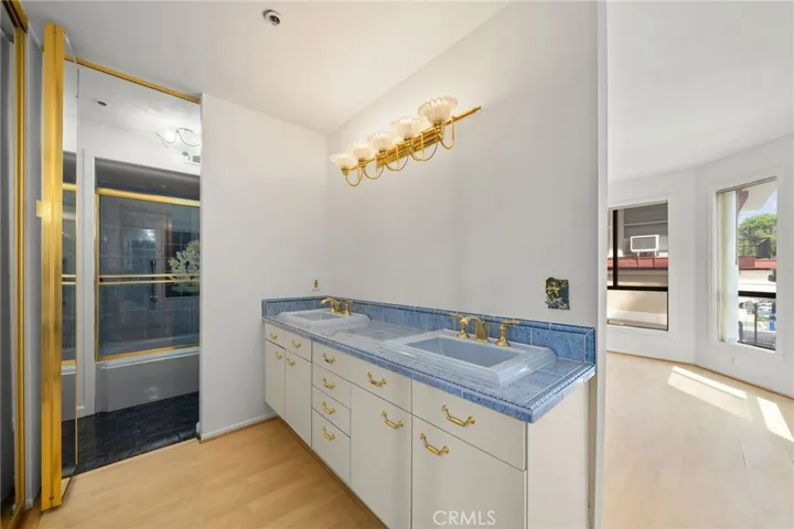 35 Linden, Long Beach, California 90802