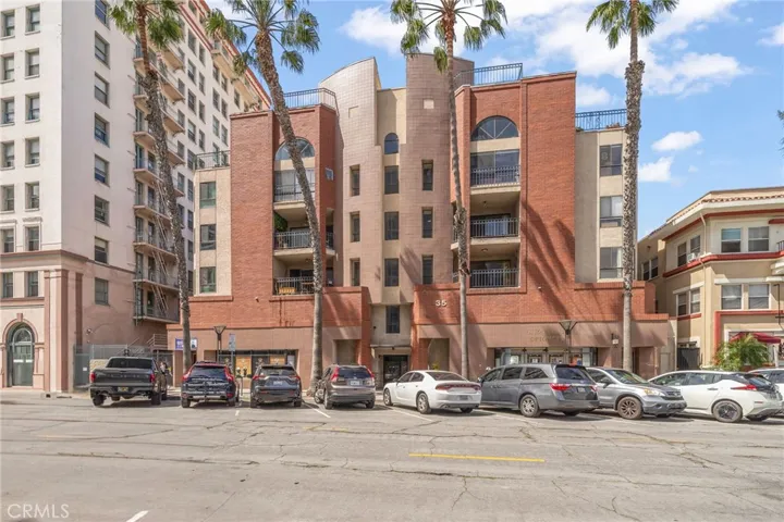35 Linden, Long Beach, California 90802