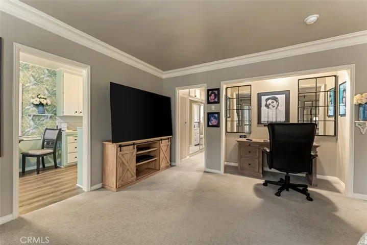1235 S Beverly Glen Boulevard, Los Angeles, California 90024