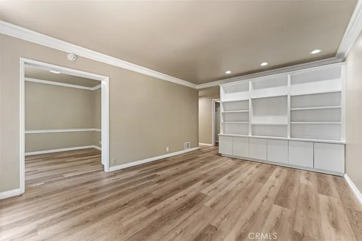 1235 S Beverly Glen Boulevard, Los Angeles, California 90024