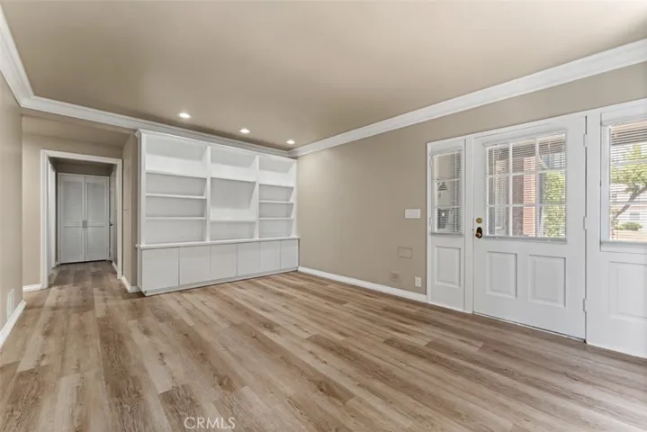 1235 S Beverly Glen Boulevard, Los Angeles, California 90024