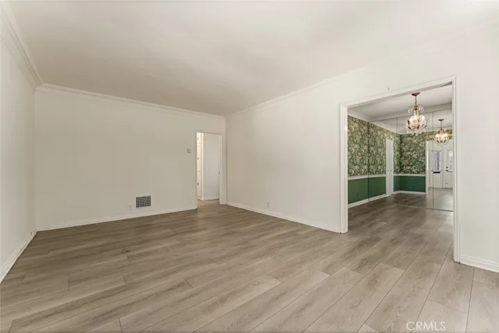 1235 S Beverly Glen Boulevard, Los Angeles, California 90024