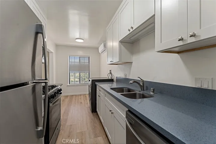 1235 S Beverly Glen Boulevard, Los Angeles, California 90024