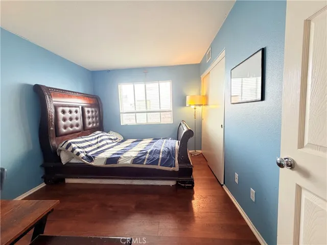 20350 Calhaven, Saugus, California 91390
