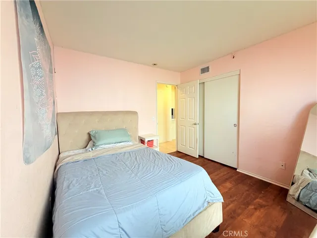 20350 Calhaven, Saugus, California 91390