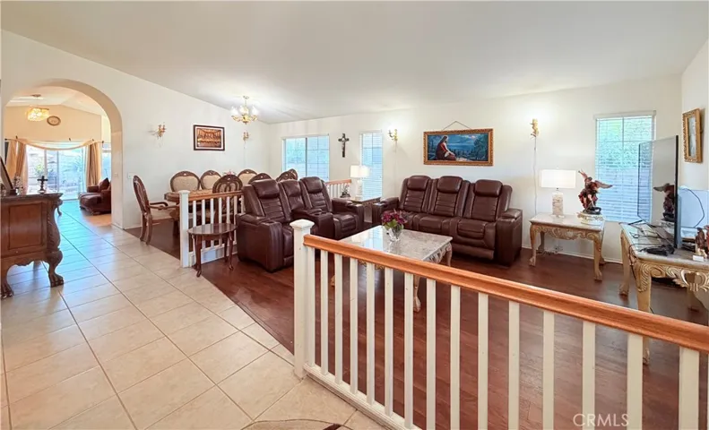 20350 Calhaven, Saugus, California 91390