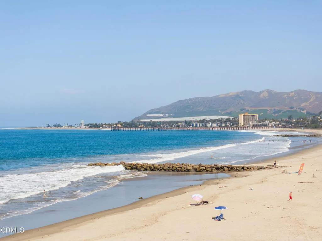 999 Waterbury Lane, Ventura, California 93001 — photo 4