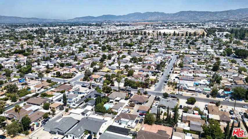 11232 Keswick Street, Los Angeles, California 91352