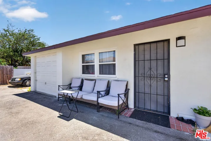 11232 Keswick Street, Los Angeles, California 91352