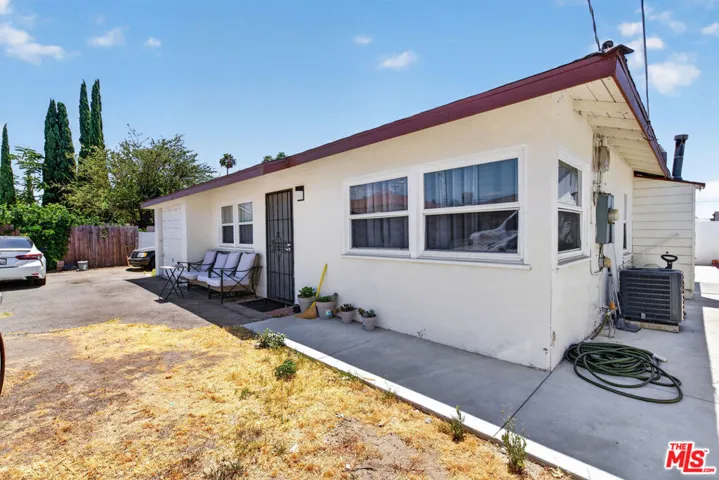 11232 Keswick Street, Los Angeles, California 91352