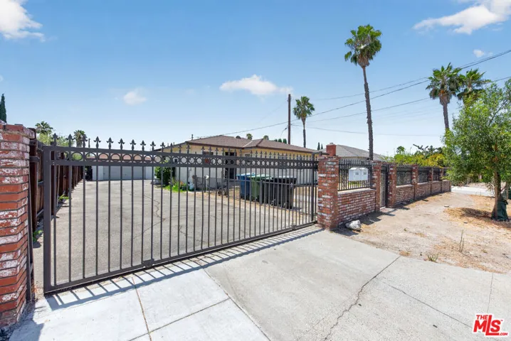 11232 Keswick Street, Los Angeles, California 91352
