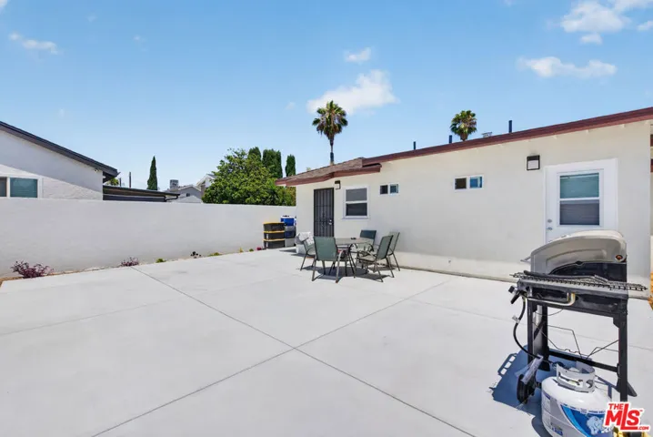 11232 Keswick Street, Los Angeles, California 91352