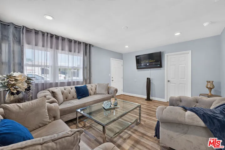 11232 Keswick Street, Los Angeles, California 91352