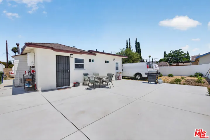 11232 Keswick Street, Los Angeles, California 91352