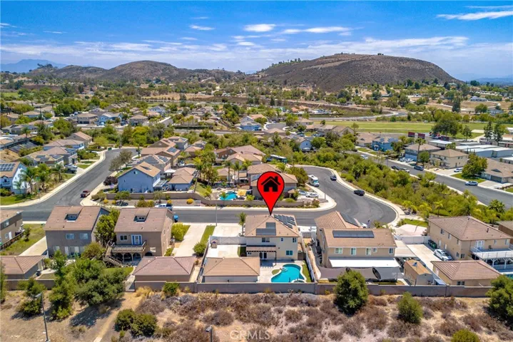 37283 Fallsgrove, Murrieta, California 92563