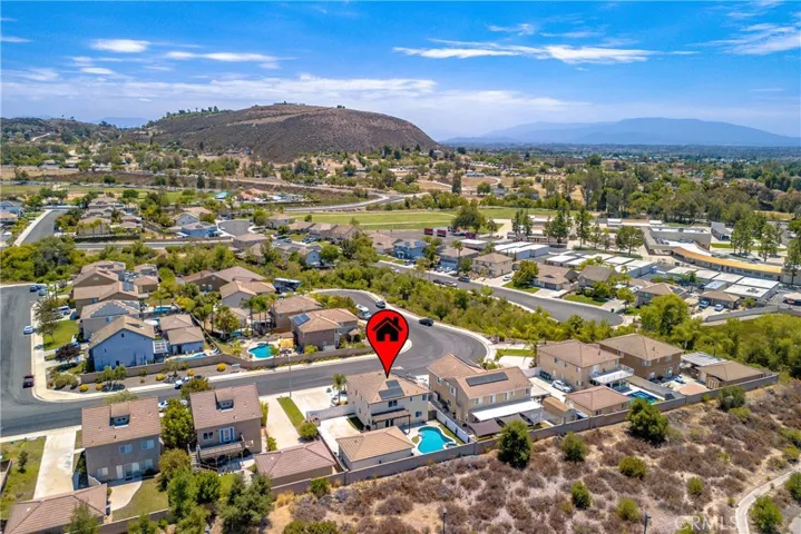 37283 Fallsgrove, Murrieta, California 92563