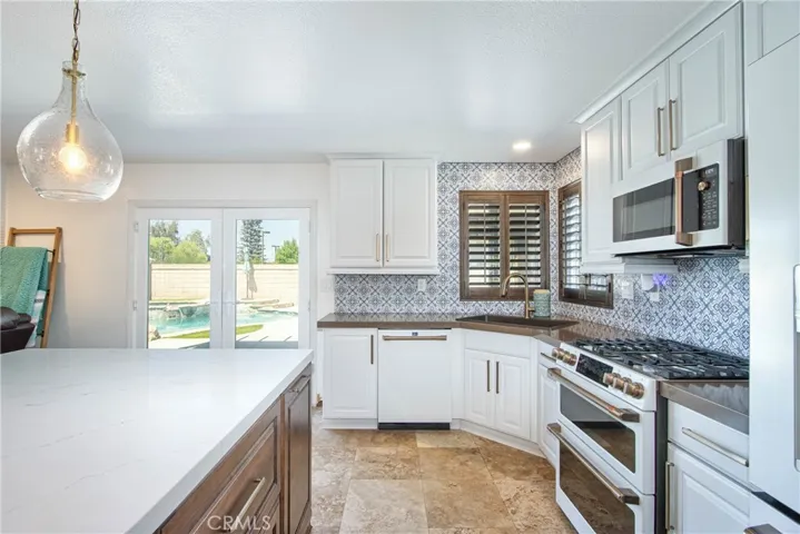 37283 Fallsgrove, Murrieta, California 92563