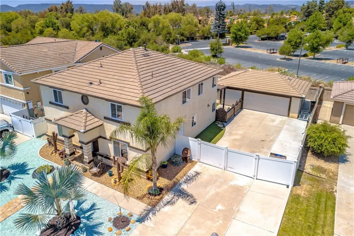 37283 Fallsgrove, Murrieta, California 92563