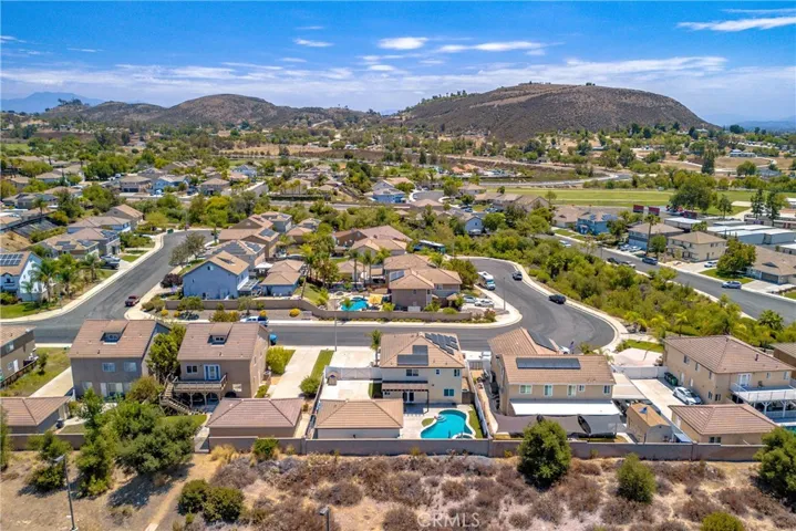 37283 Fallsgrove, Murrieta, California 92563