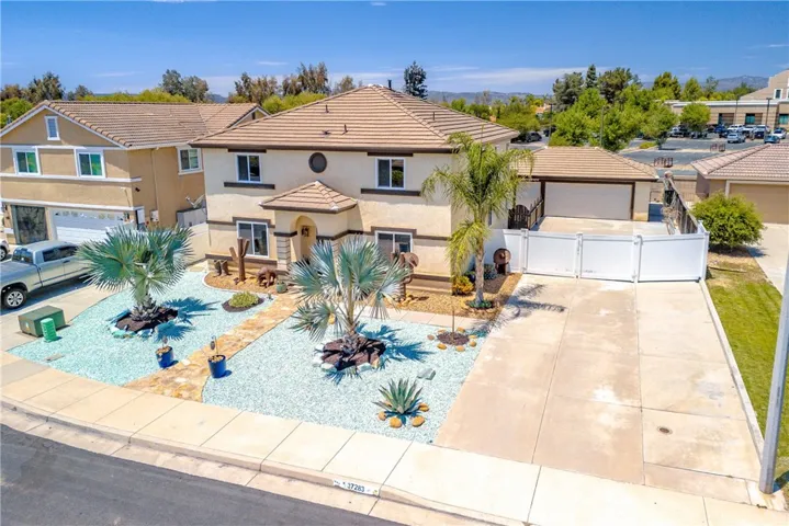37283 Fallsgrove, Murrieta, California 92563
