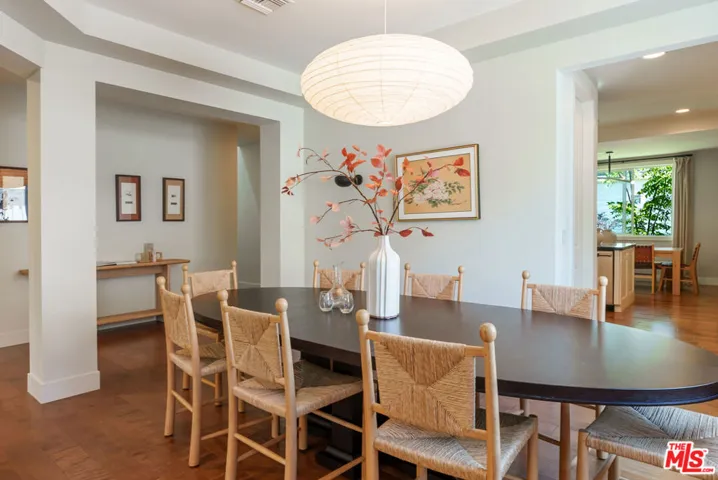 961 S Gretna Green Way, Los Angeles, California 90049