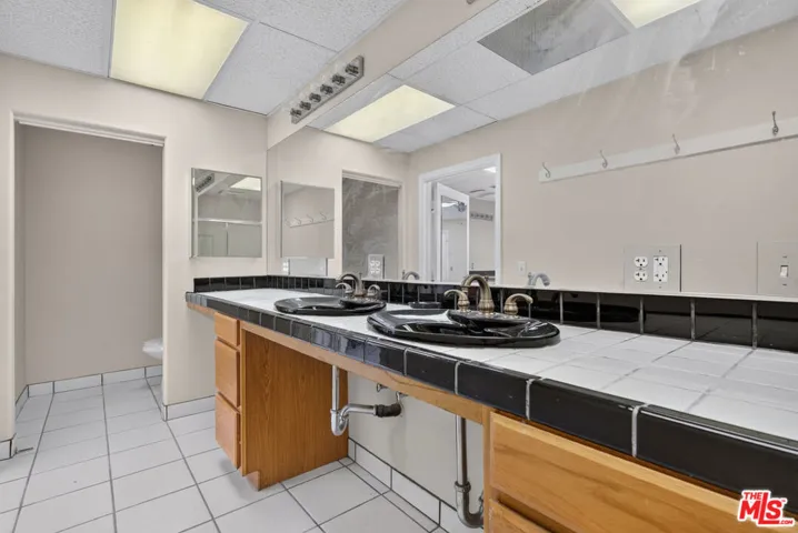 17100 N Indian Canyon Drive, North Palm Springs, California 92258
