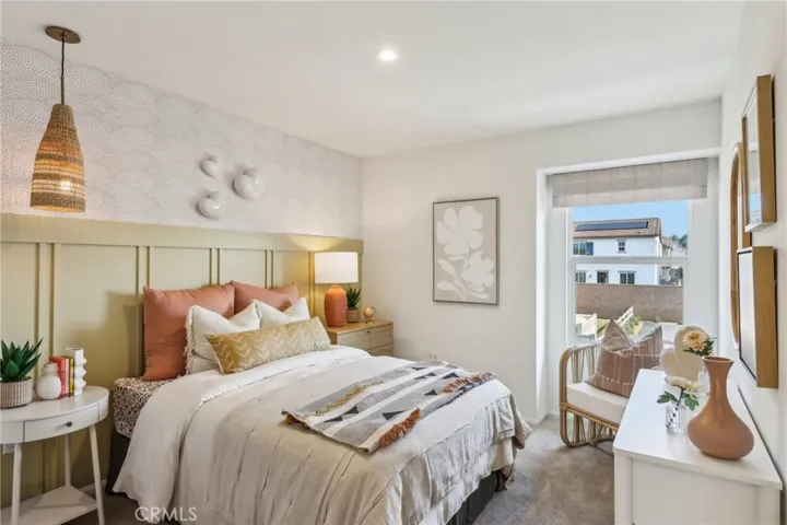 MODEL HOME