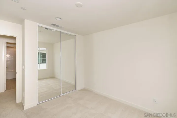 2564 Delphinium Ln, Carlsbad, California 92008