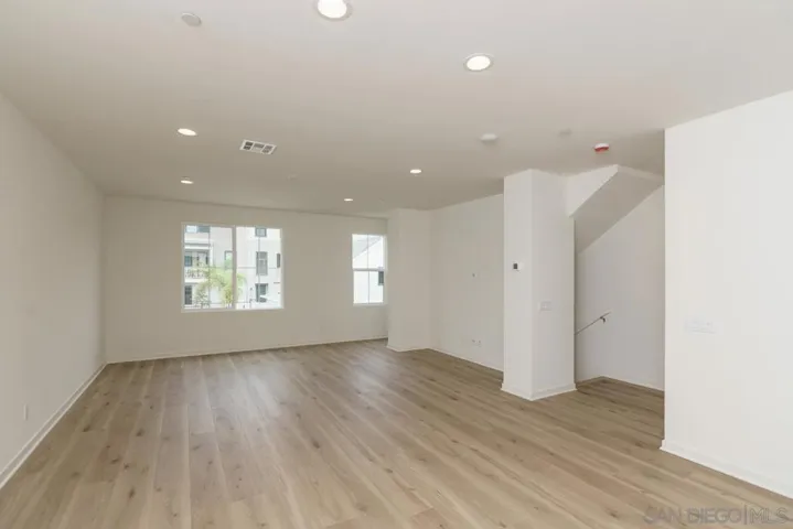 2564 Delphinium Ln, Carlsbad, California 92008