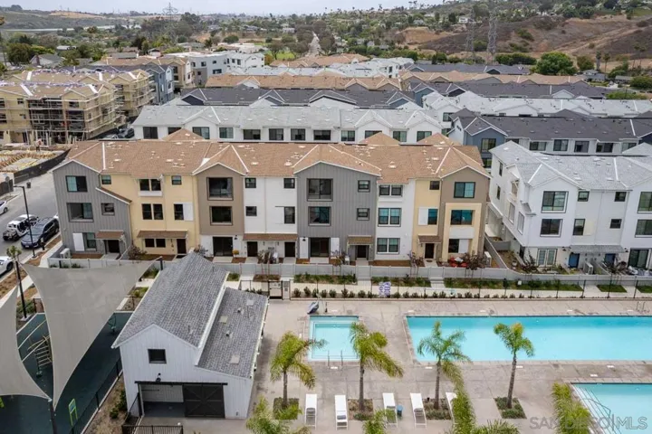 2564 Delphinium Ln, Carlsbad, California 92008