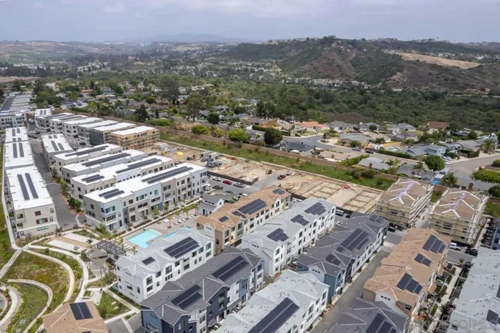 2564 Delphinium Ln, Carlsbad, California 92008