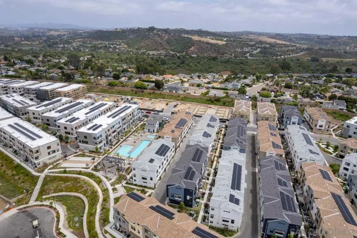 2564 Delphinium Ln, Carlsbad, California 92008