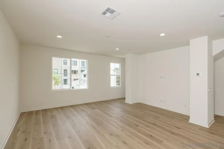 2564 Delphinium Ln, Carlsbad, California 92008