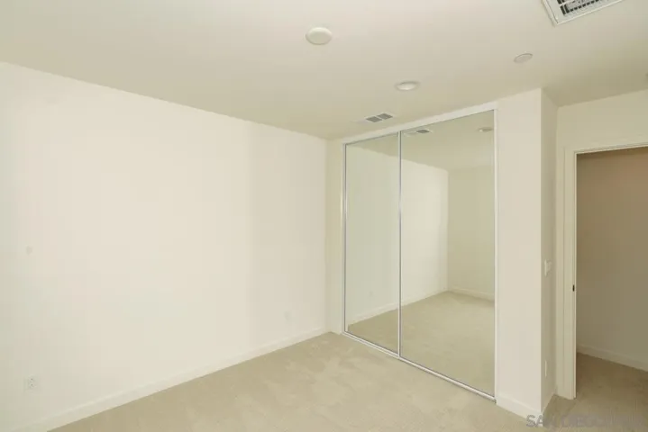 2564 Delphinium Ln, Carlsbad, California 92008