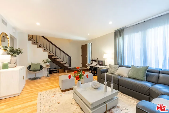 9767 Reseda Boulevard 95, Los Angeles, California 91324