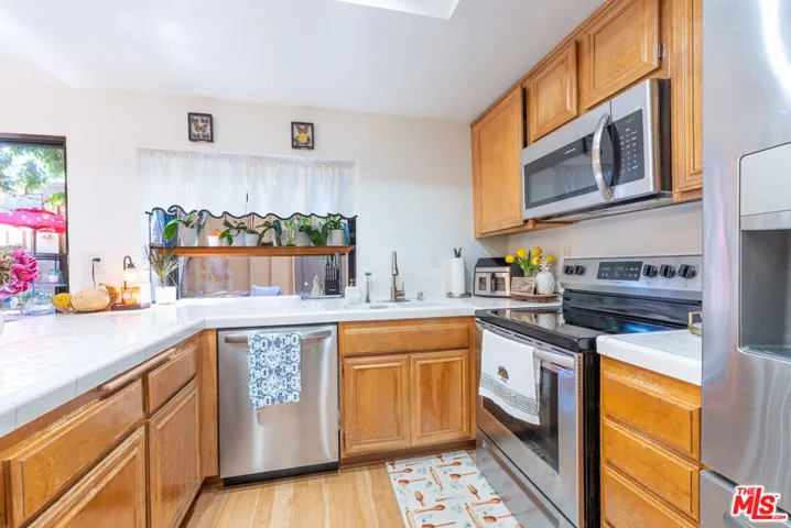 9767 Reseda Boulevard 95, Los Angeles, California 91324