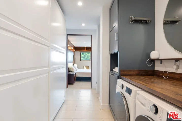 8401 Fountain Avenue 8, West Hollywood, California 90069