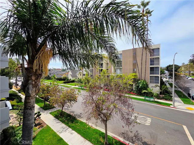 2101 E 2nd Street 301, Long Beach, California 90803