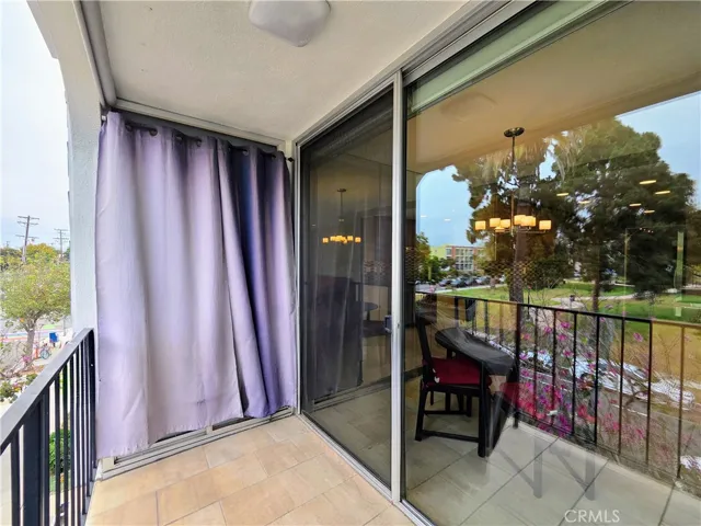 2101 E 2nd Street 301, Long Beach, California 90803
