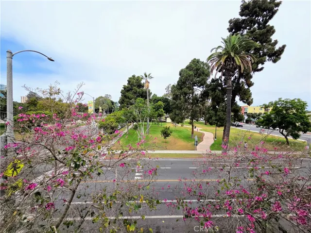 2101 E 2nd Street 301, Long Beach, California 90803