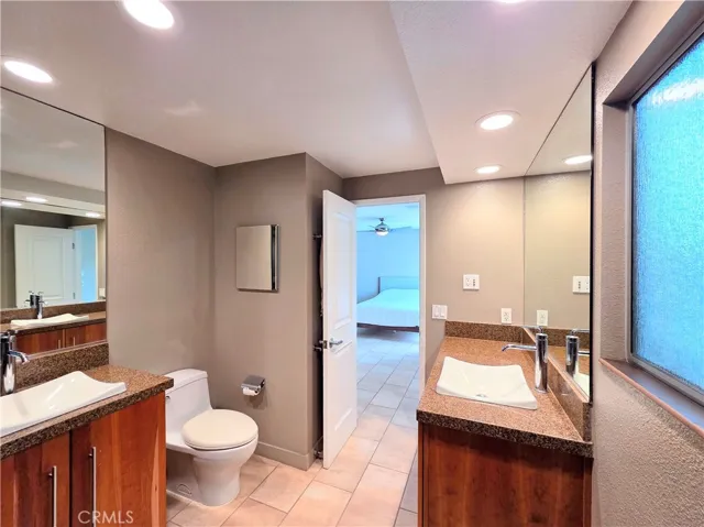 2101 E 2nd Street 301, Long Beach, California 90803