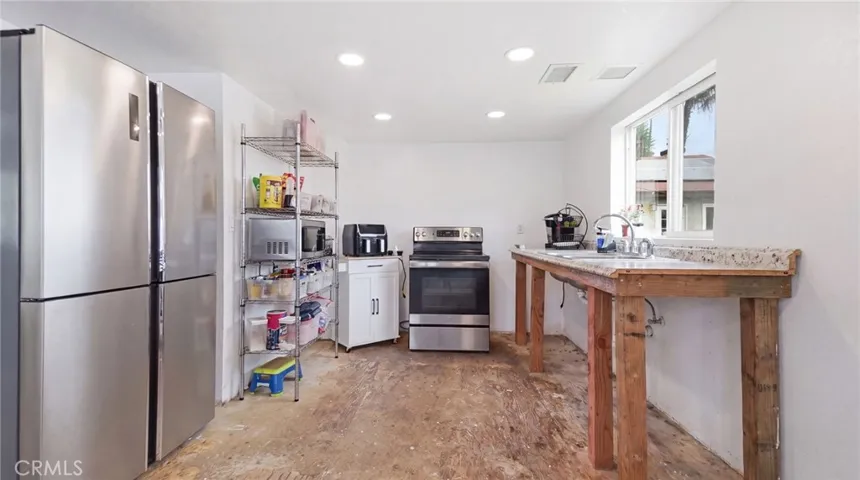 Secondary kitchenette