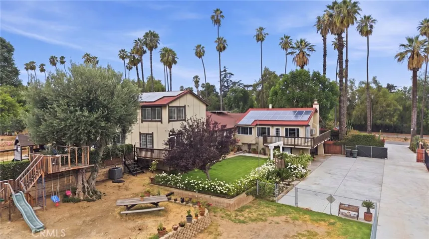 9218 Victoria Avenue, Riverside, California 92503