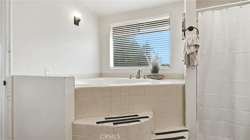Upstairs Primary Bathroom