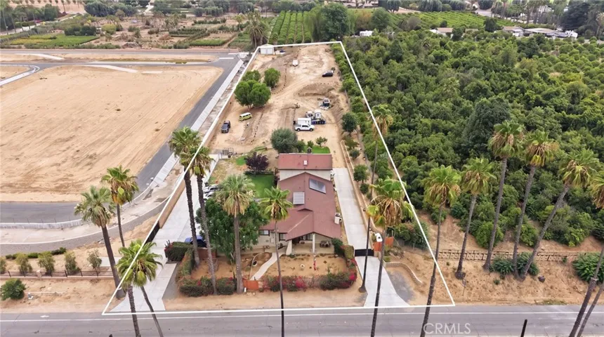 9218 Victoria Avenue, Riverside, California 92503