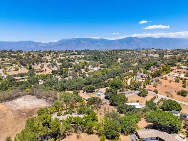 31390 Regina, Valley Center, California 92082