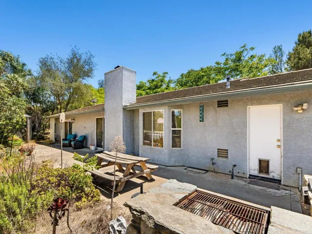 31390 Regina, Valley Center, California 92082